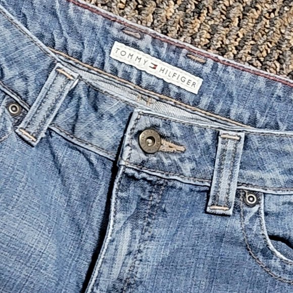 TOMMY HILFIGER VINTAGE SIZE 10 WOMEN'S BLUE DENIM CASUAL CUFFED CAPRI JEANS - Picture 5 of 16